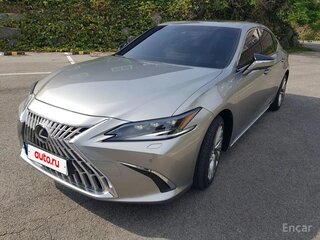 2025 Lexus ES 300h VII Рестайлинг 2, серебристый, 6711757 рублей, вид 1