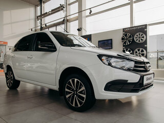 2026 Lada (ВАЗ) Granta I Рестайлинг, белый, 1101000 рублей, вид 5
