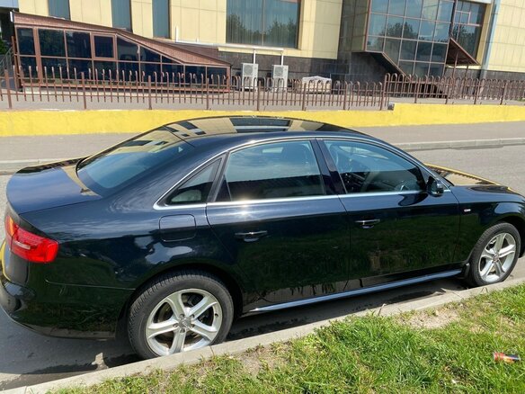 2013 Audi A4 IV (B8) Рестайлинг, чёрный - вид 1