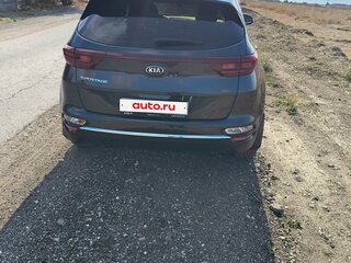 2021 Kia Sportage IV Рестайлинг, серый, 2439000 рублей, вид 3