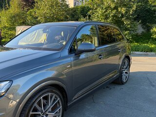 2017 Audi Q7 II (4M), серый, 3850000 рублей, вид 2