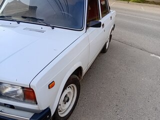 2004 Lada (ВАЗ) 2107, белый, 200000 рублей, вид 1