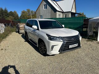 2016 Lexus LX 450d III Рестайлинг 2, белый, 6100000 рублей, вид 3