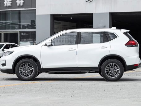 2026 Nissan X-Trail III Рестайлинг 2, белый, 2390000 рублей, вид 5