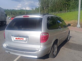 2007 Chrysler Town & Country SWB IV, серебристый, 800000 рублей, вид 5