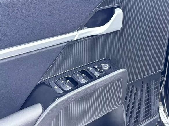 2023 Hyundai ix35 II Рестайлинг, чёрный, 3385000 рублей - вид 8