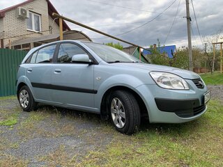 2009 Kia Rio II, серебристый, 450000 рублей, вид 4