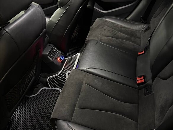 2013 Audi A3 III (8V), красный - вид 5