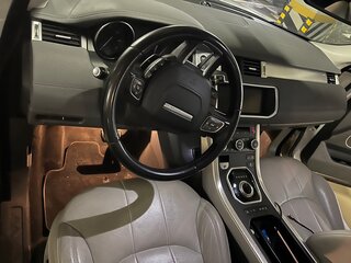 2017 Land Rover Range Rover Evoque I Рестайлинг, белый, 2600000 рублей, вид 5