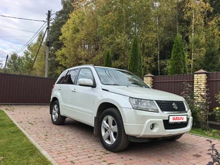 2011 Suzuki Grand Vitara II Рестайлинг, белый, 1350000 рублей, вид 2