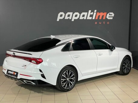 2021 Kia K5 III, белый, 2449000 рублей, вид 3