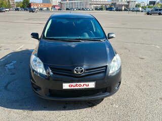 2010 Toyota Auris I Рестайлинг, чёрный, 950000 рублей, вид 1