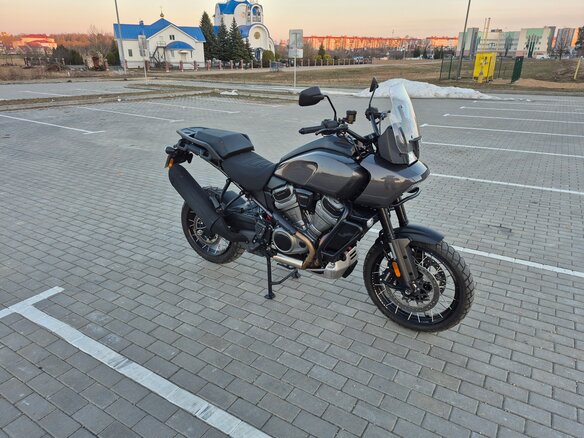 2022 Harley-Davidson Pan America, серый, 1250000 рублей - вид 11