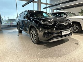 2026 Toyota Highlander IV (XU70), чёрный, 5990000 рублей, вид 4