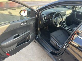 2018 Kia Sportage IV, чёрный, 2040000 рублей, вид 5