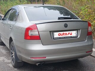 2009 Skoda Octavia DSG7 II (A5) Рестайлинг, серебристый, 600000 рублей, вид 4