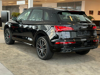 2025 Audi Q5 L 45 TFSI II (FY) Рестайлинг, чёрный, 5890000 рублей, вид 5