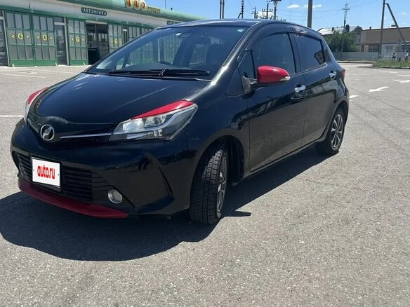 2016 Toyota Vitz III (XP130) Рестайлинг, чёрный - вид 5