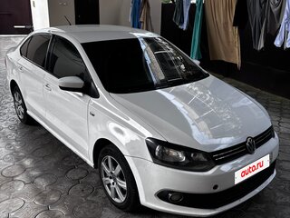 2012 Volkswagen Polo V, белый, 400000 рублей, вид 2