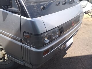 1993 Mitsubishi Delica III, серебристый, 675000 рублей, вид 3