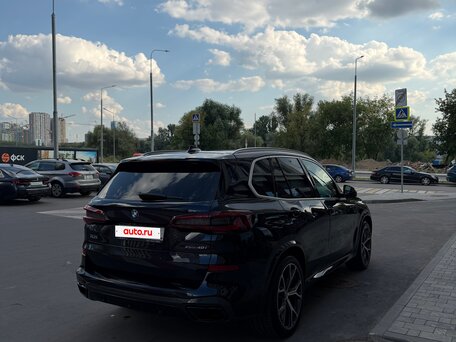 2022 BMW X5 40i IV (G05/G18), чёрный, 8850000 рублей, вид 5