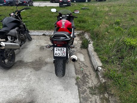 2006 Honda CBR 600F, красный, 600000 рублей, вид 1