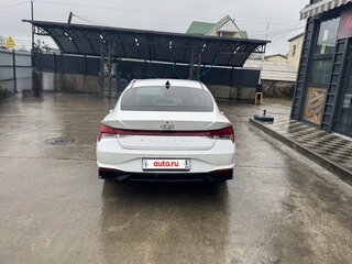 2021 Hyundai Elantra VII (CN7), белый, 1699999 рублей, вид 4