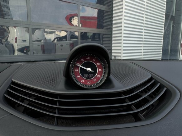 2021 Porsche Taycan Turbo I, белый, 12990000 рублей - вид 20