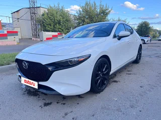 2020 Mazda 3 IV (BP), белый, 1670000 рублей, вид 1
