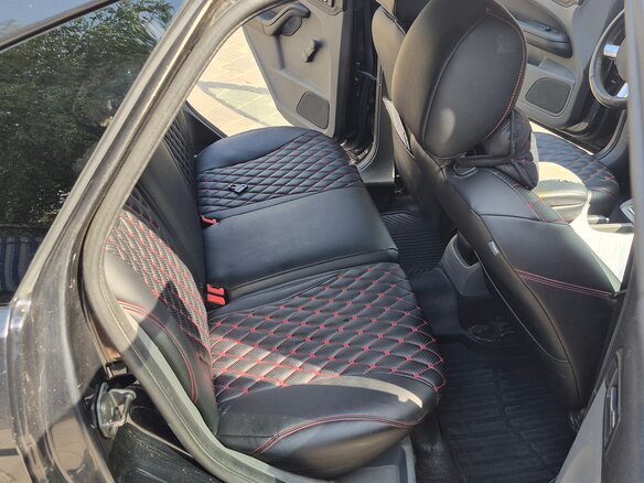 2008 Ford Focus II Рестайлинг, чёрный, 500000 рублей - вид 12