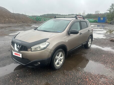 2010 Nissan Qashqai I Рестайлинг, коричневый, 650000 рублей, вид 1