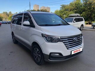 2019 Hyundai Grand Starex I Рестайлинг 2, белый, 3500000 рублей, вид 3