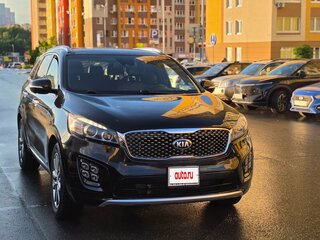 2017 Kia Sorento III Prime Рестайлинг, чёрный, 2700000 рублей, вид 2