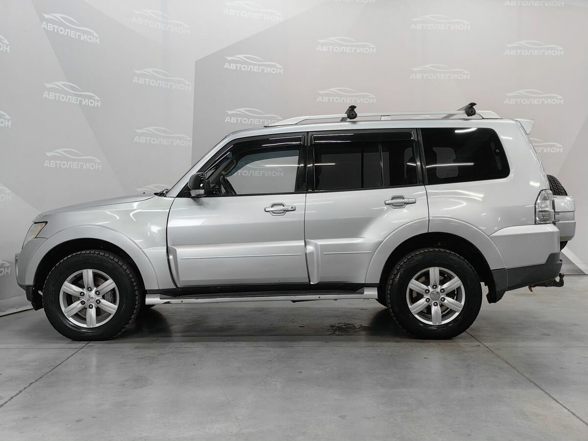 Открыть фотографии: Mitsubishi Pajero IV