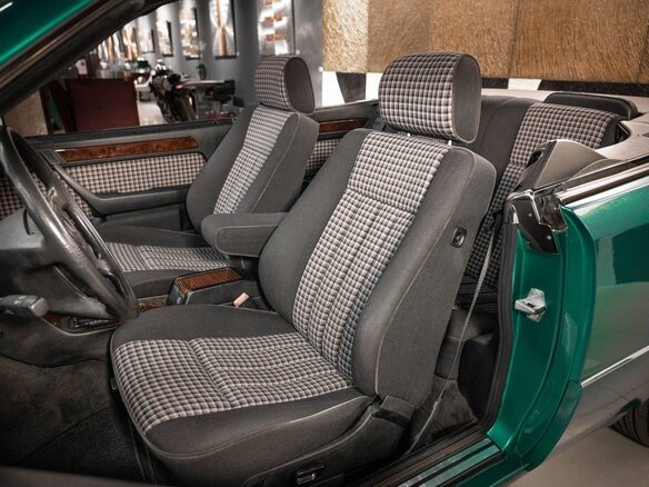 1994 Mercedes-Benz E-Класс 200 I (W124), зелёный, 3890000 рублей - вид 8