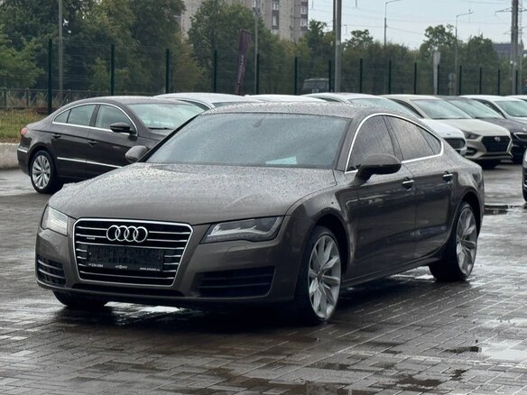 2010 Audi A7 I (4G), коричневый, 1700000 рублей