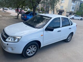 2014 Lada (ВАЗ) Granta I, белый, 350000 рублей, вид 2