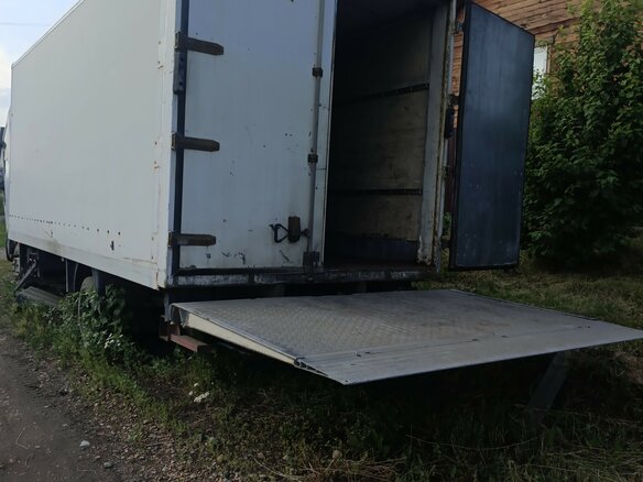 2000 Iveco Daily, белый, 1500000 рублей