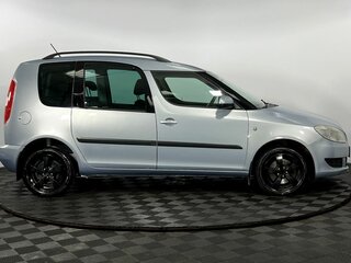 2011 Skoda Roomster I Рестайлинг, серый, 645000 рублей, вид 5