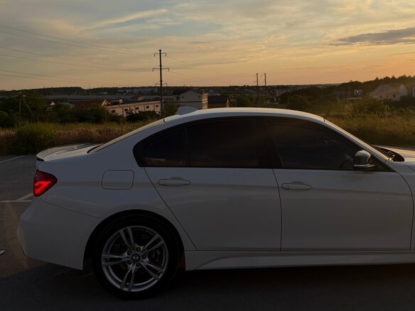 2016 BMW 3 серии 320i VI (F3x) Рестайлинг, белый, 2200000 рублей - вид 4