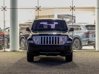 2010 Jeep Cherokee IV (KK), чёрный, 1195000 рублей, вид 2