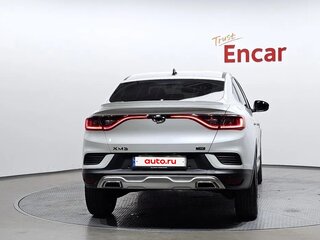 2022 Renault Samsung XM3, серый, 1950000 рублей, вид 4