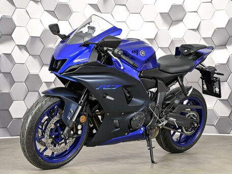 2022 Yamaha YZF-R7, синий, 1099000 рублей, вид 2