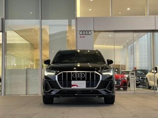 2022 Audi Q3 35 TFSI II (F3), чёрный, 1931000 рублей, вид 2