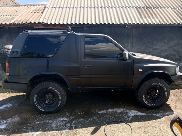 1993 Opel Frontera A, чёрный, 300000 рублей - вид 5
