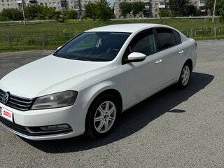 2011 Volkswagen Passat B7, белый, 800000 рублей, вид 2
