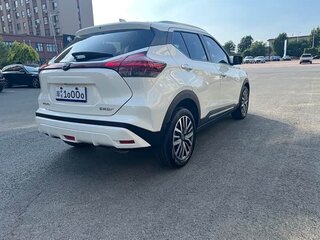 2022 Nissan Kicks I Рестайлинг, белый, 1210000 рублей, вид 4