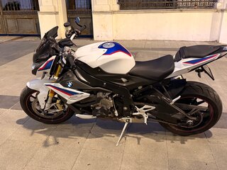 2018 BMW S 1000 R, белый, 1550000 рублей, вид 3
