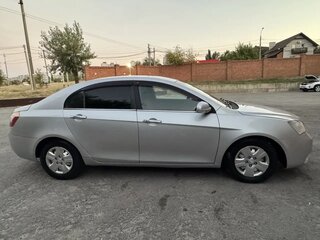 2012 Geely Emgrand EC7, серебристый, 350000 рублей, вид 3