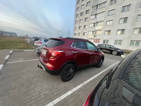2021 Buick Encore I Рестайлинг, красный, 1290000 рублей - вид 6
